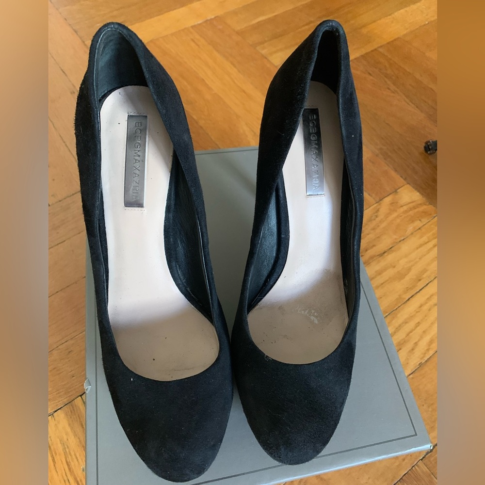 BCBG Max AZARIA suede platform heels